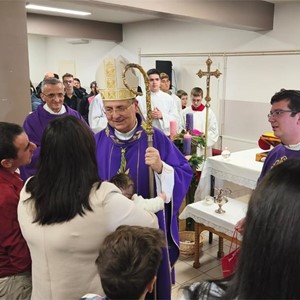 Biskup Šaško krstio sedmo dijete obitelji Draganić u Brdovcu